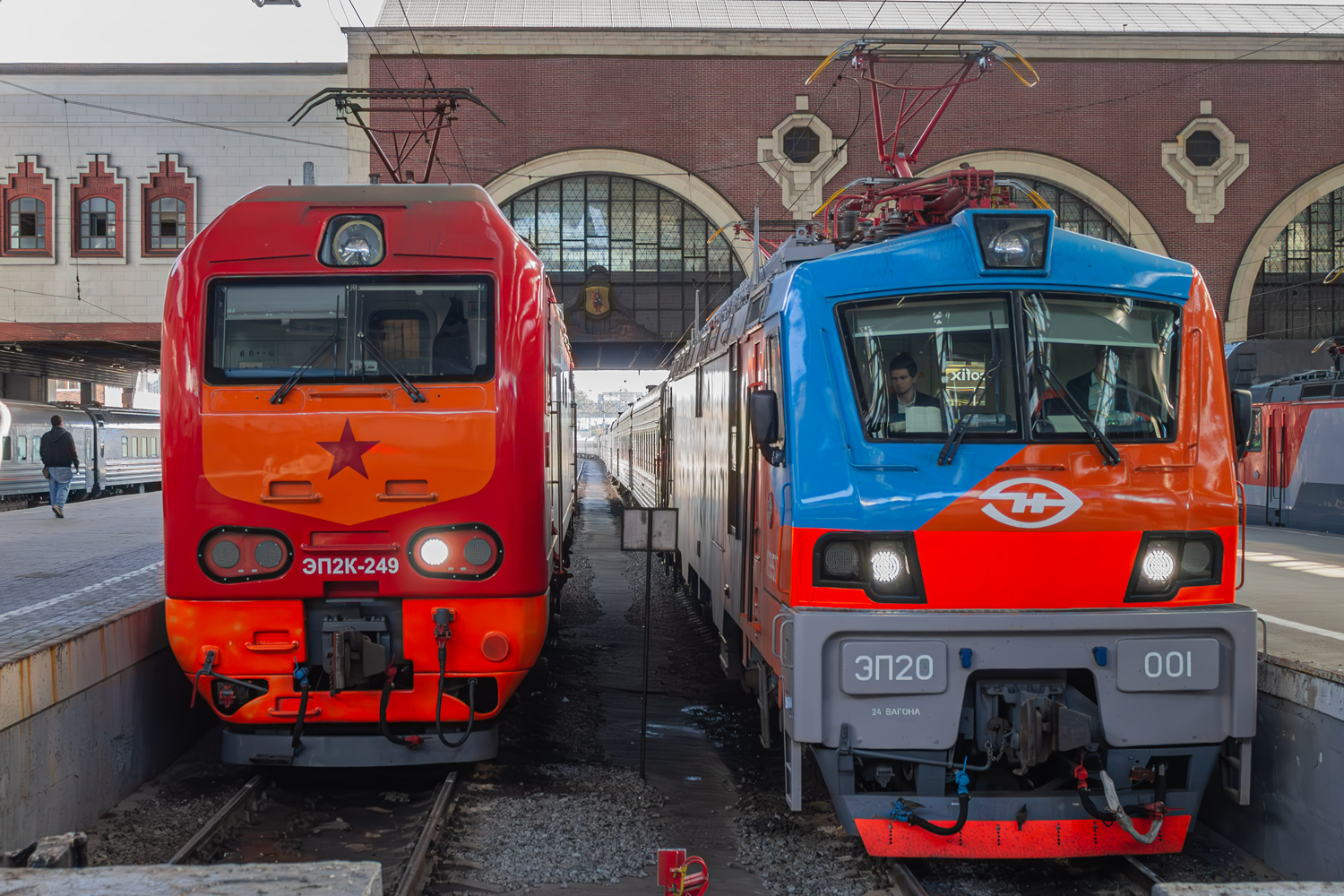 ЭП2К-249; ЭП20-001