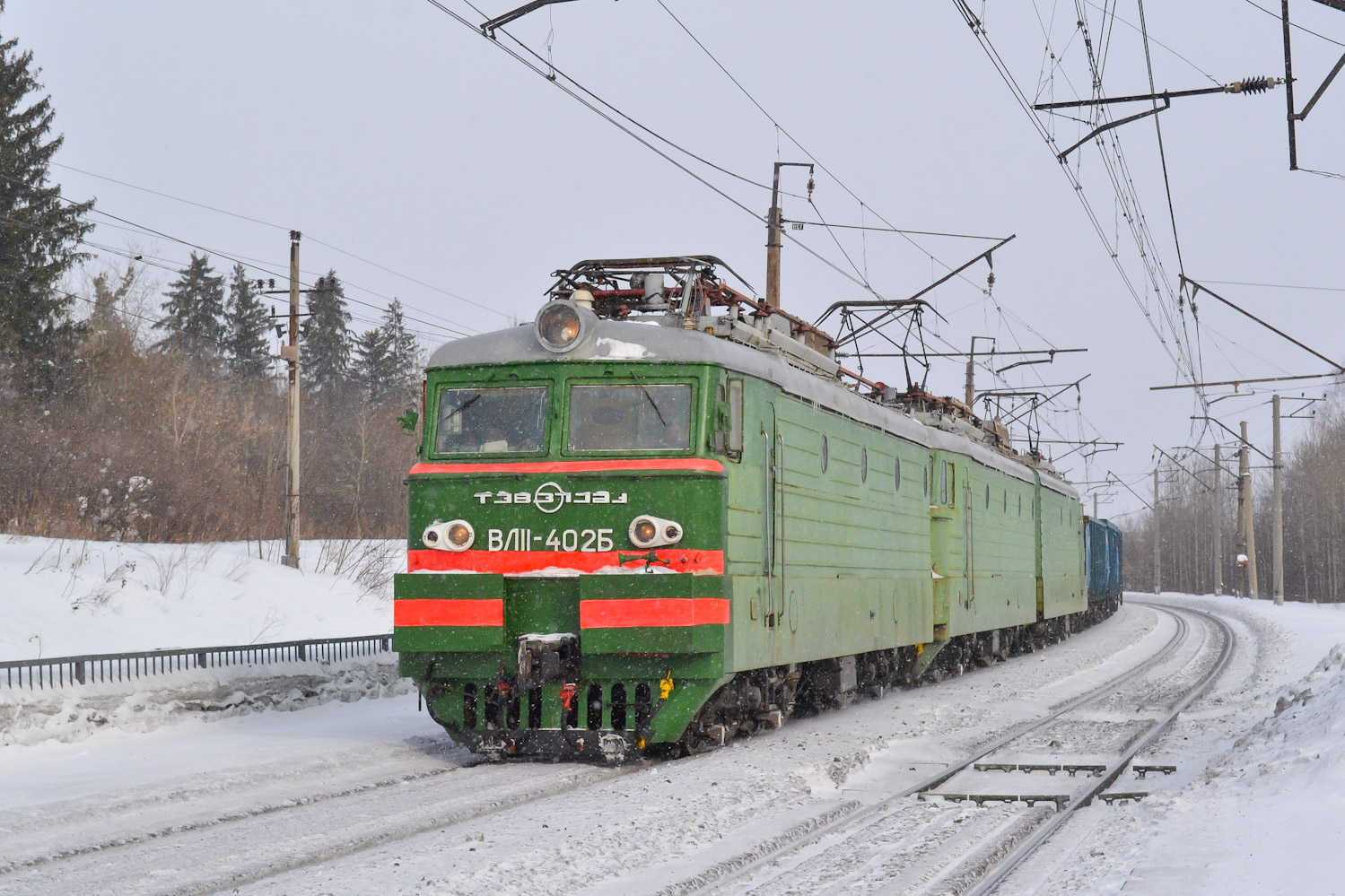 ВЛ11-402