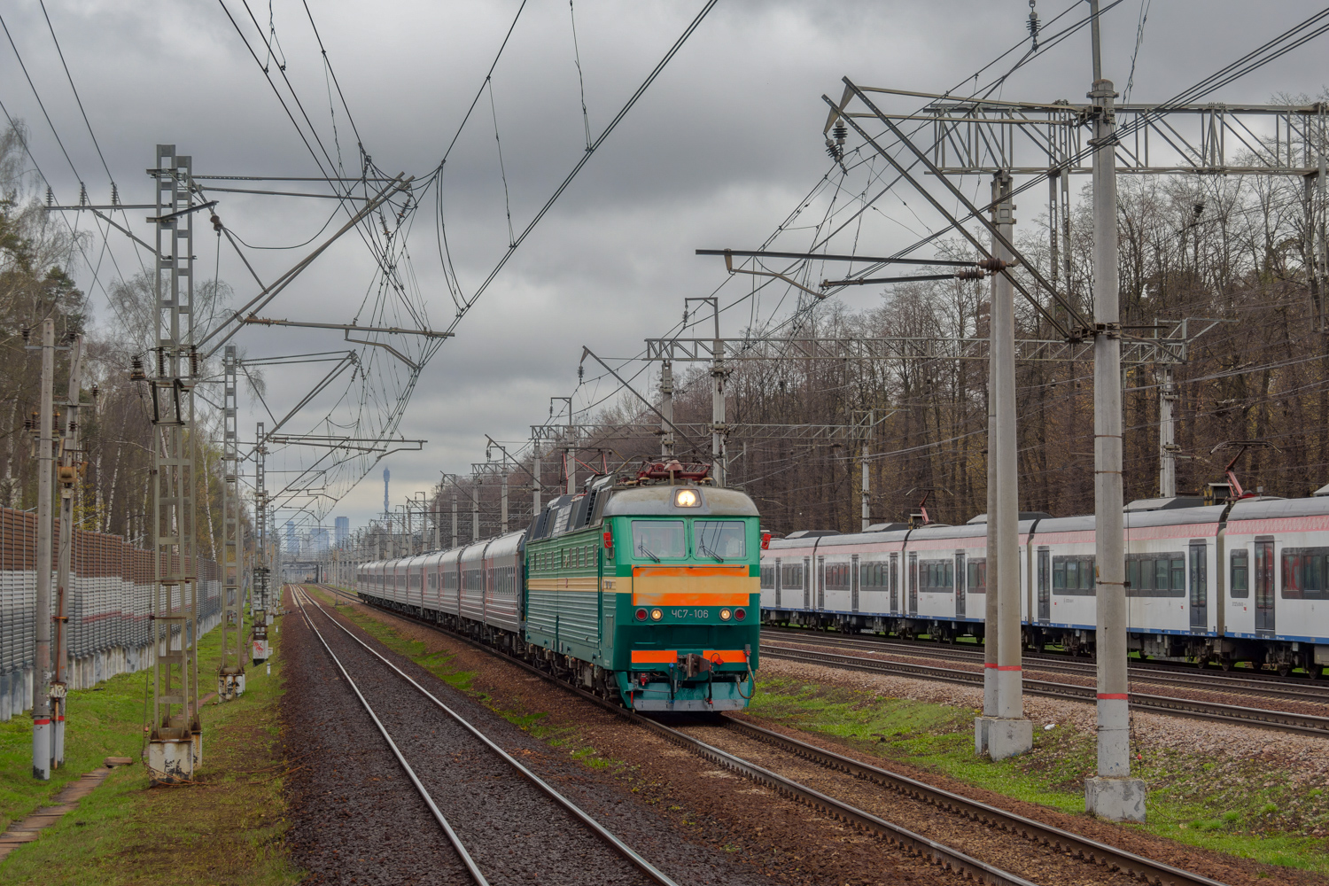 ЧС7-106