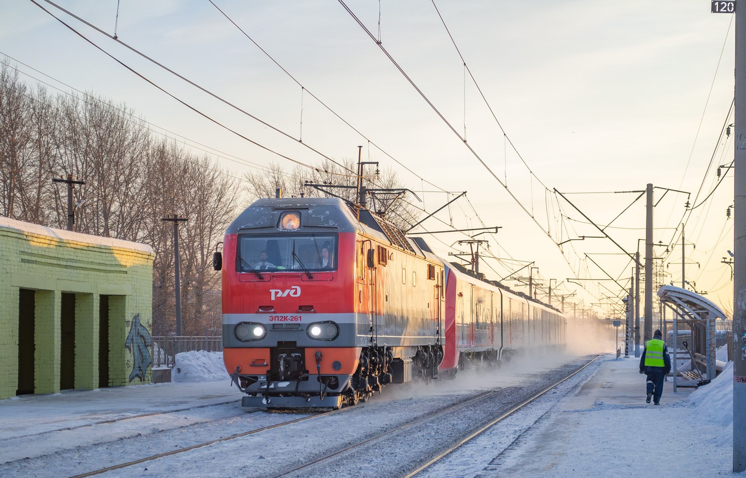 ЭП2К-261; ЭС104-006