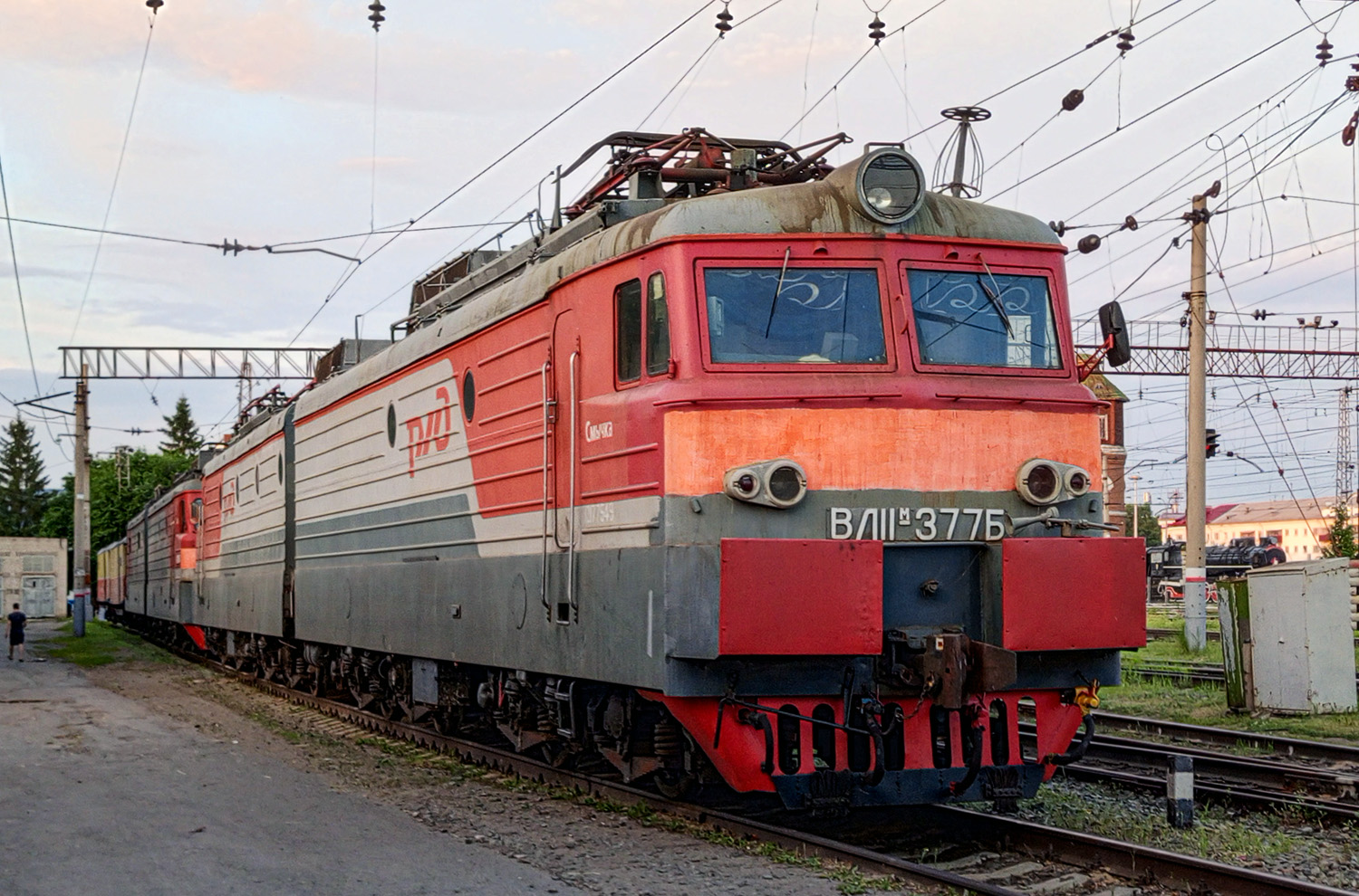 ВЛ11М-377