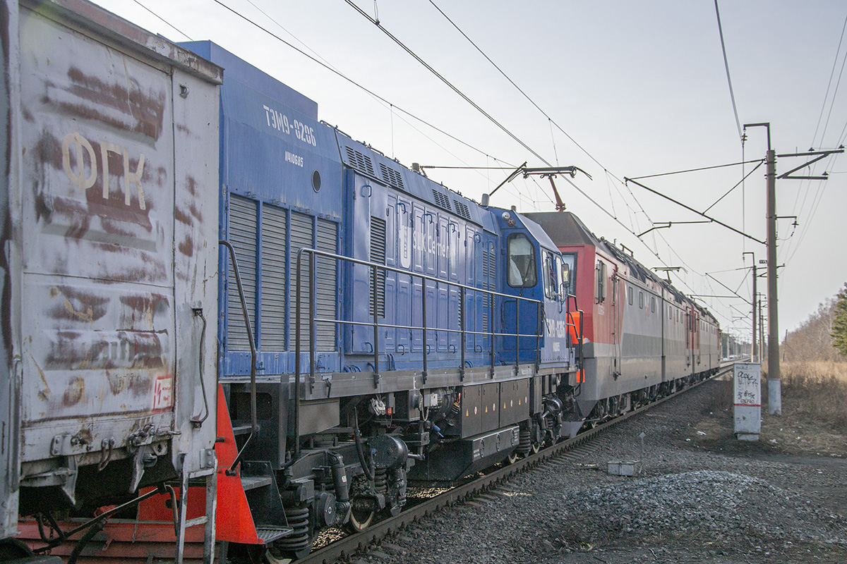 ТЭМ9-0206; 2ЭС6-812