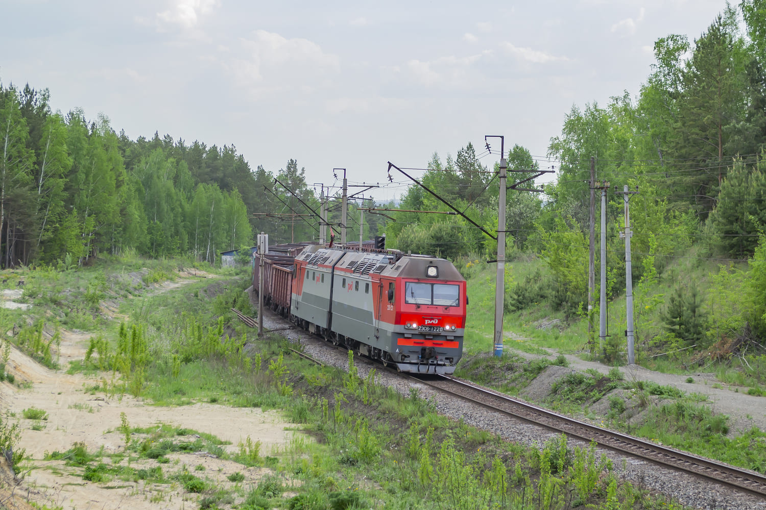 2ЭС6-1220