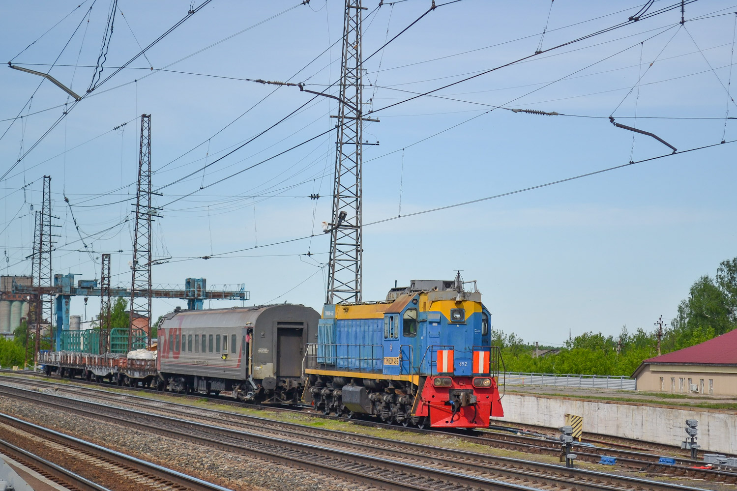 ТЭМ18ДМ-492