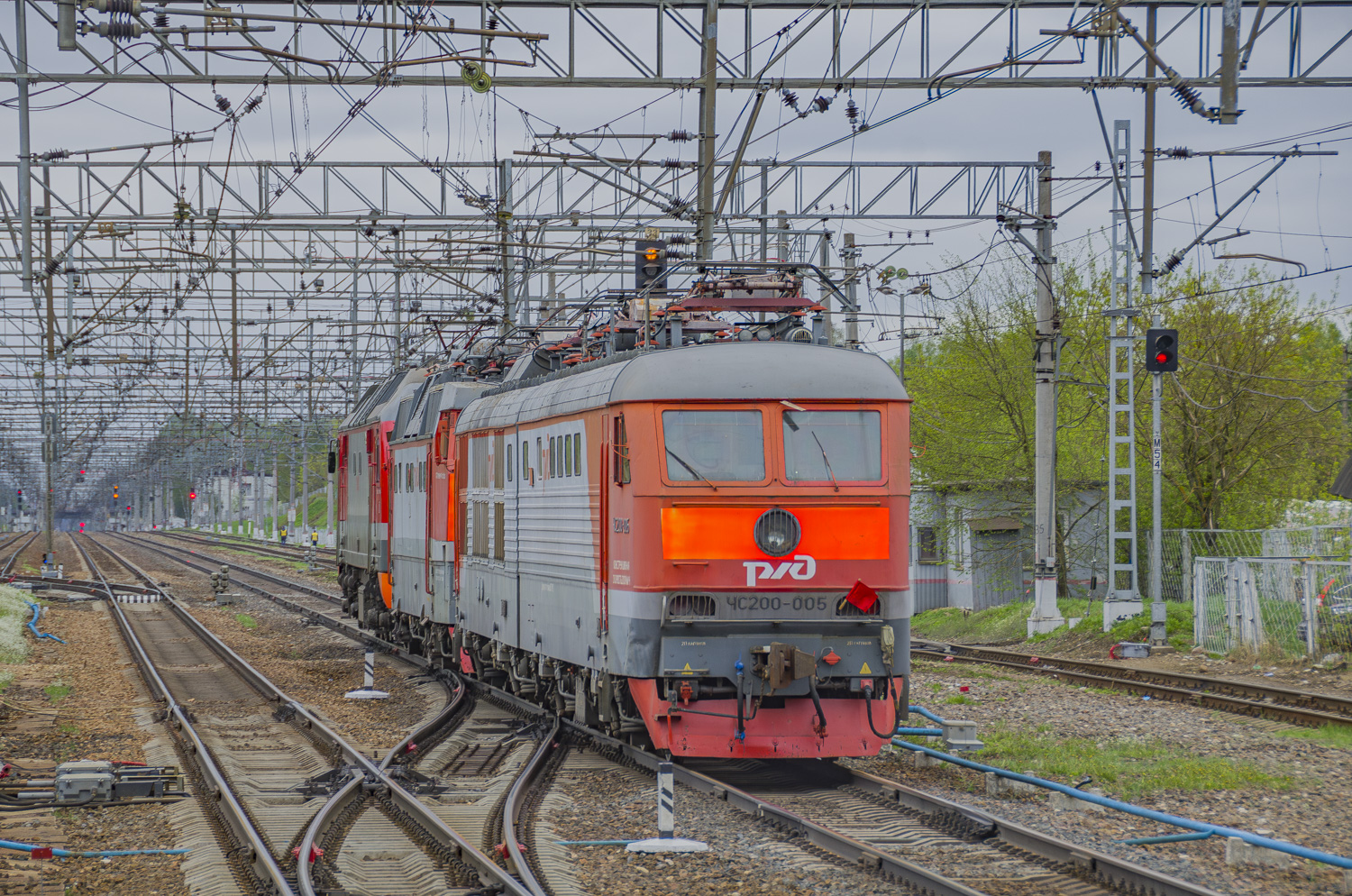 ЧС200-005; ЧС2Т-1001; ЭП2К-406