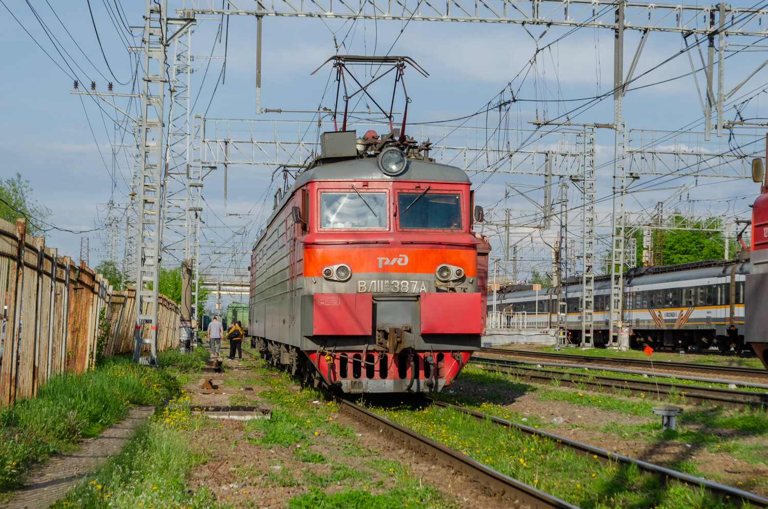 ВЛ11М-387