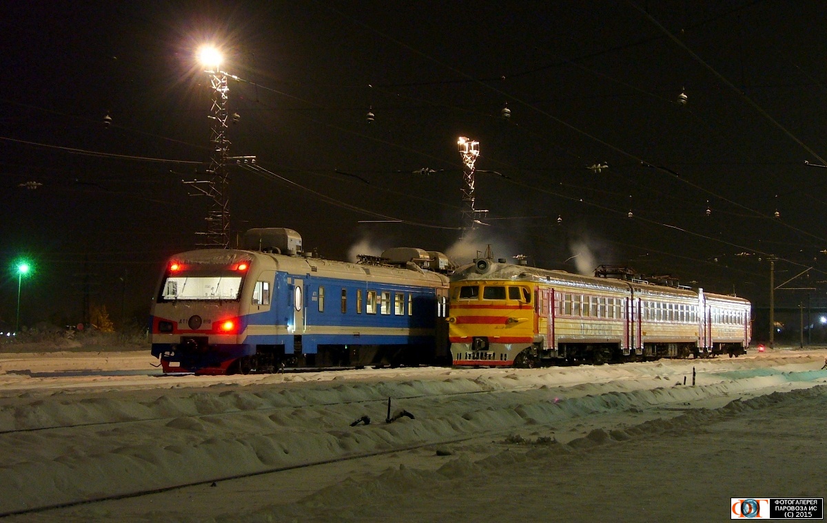 ДТ1-010; ЭР2-949