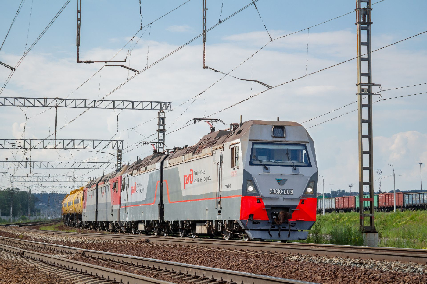2ЭС10-009; 2ЭС6-322