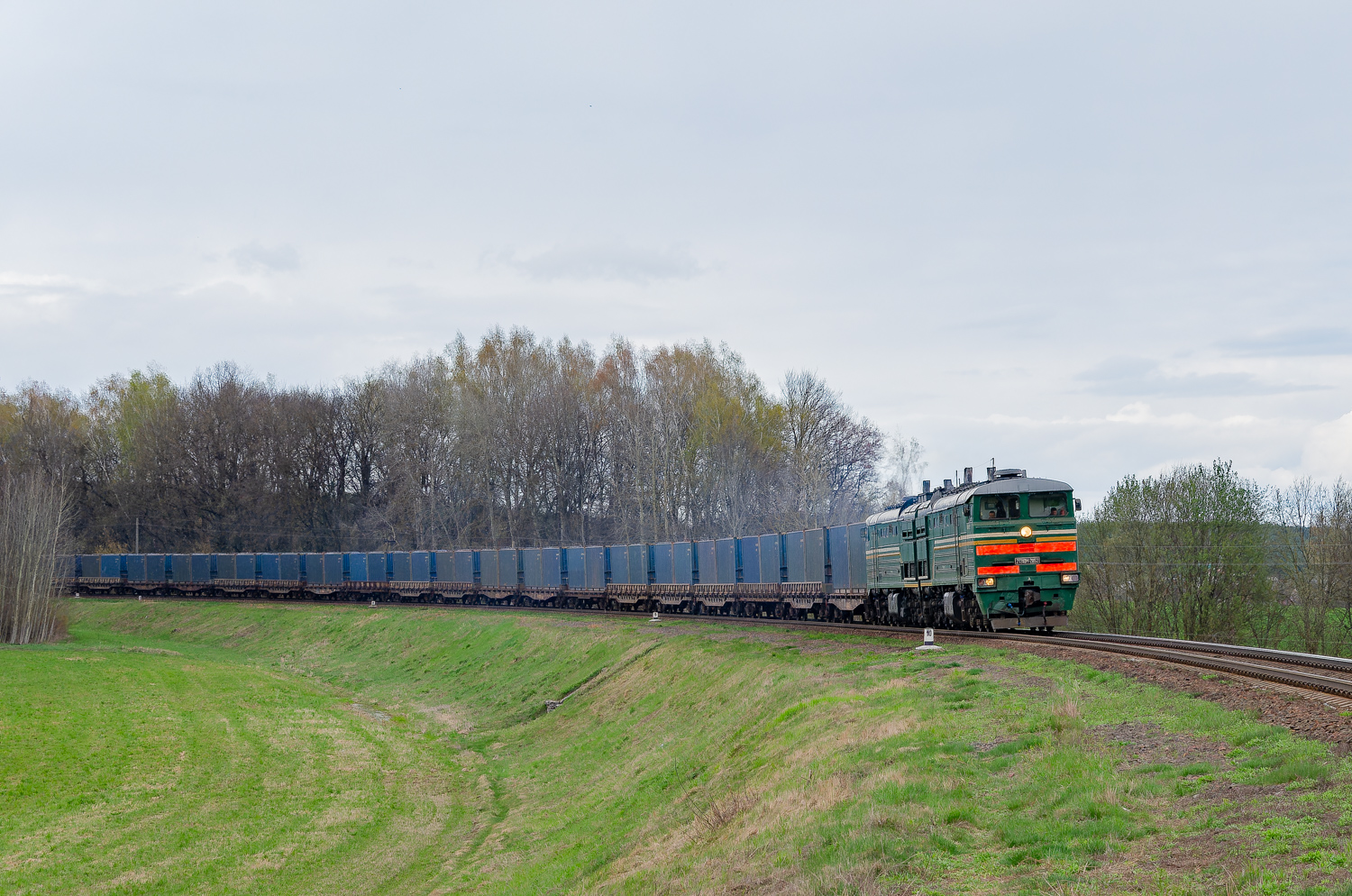 2ТЭ10М-2852