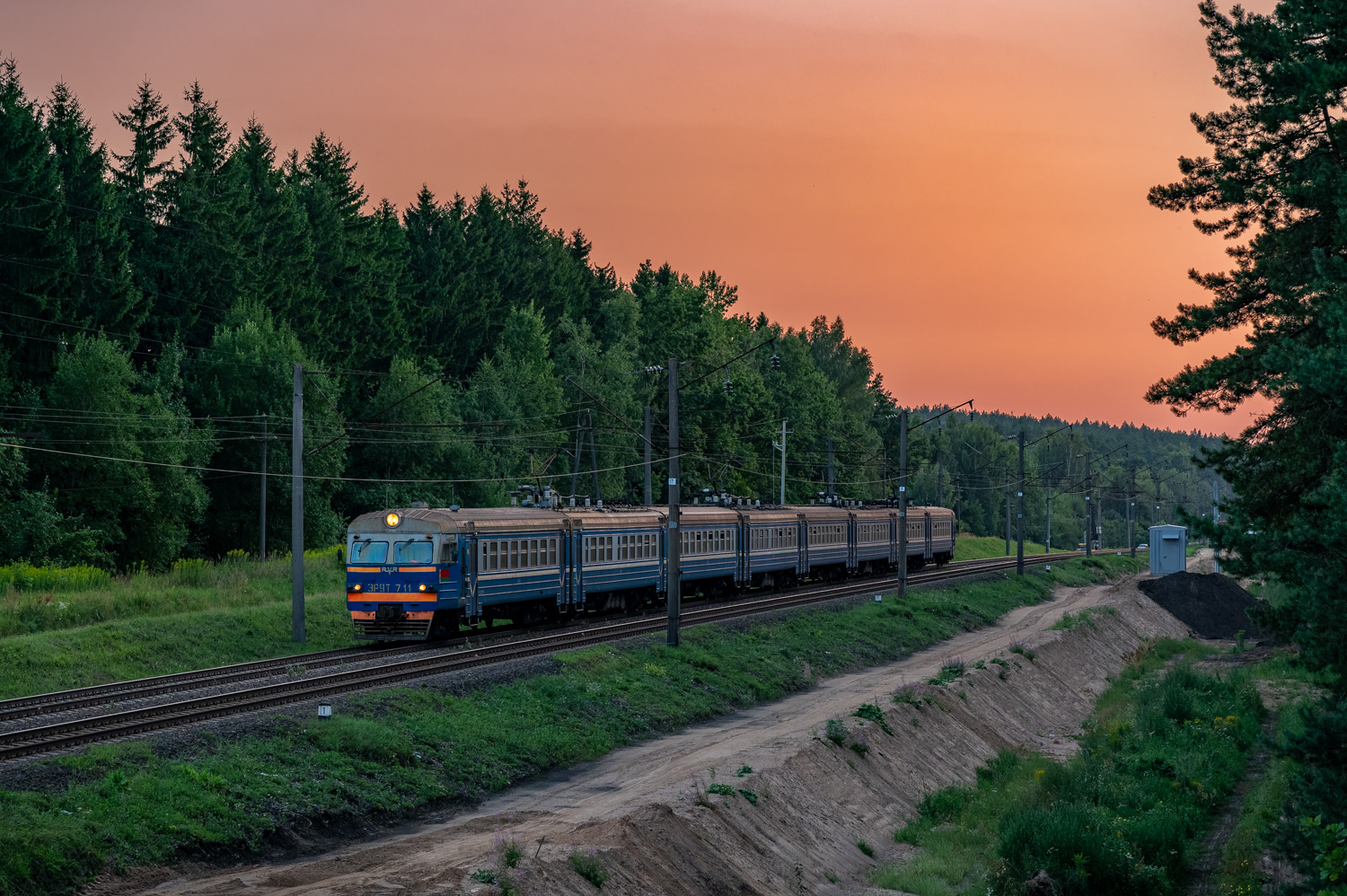 ЭР9Т-711