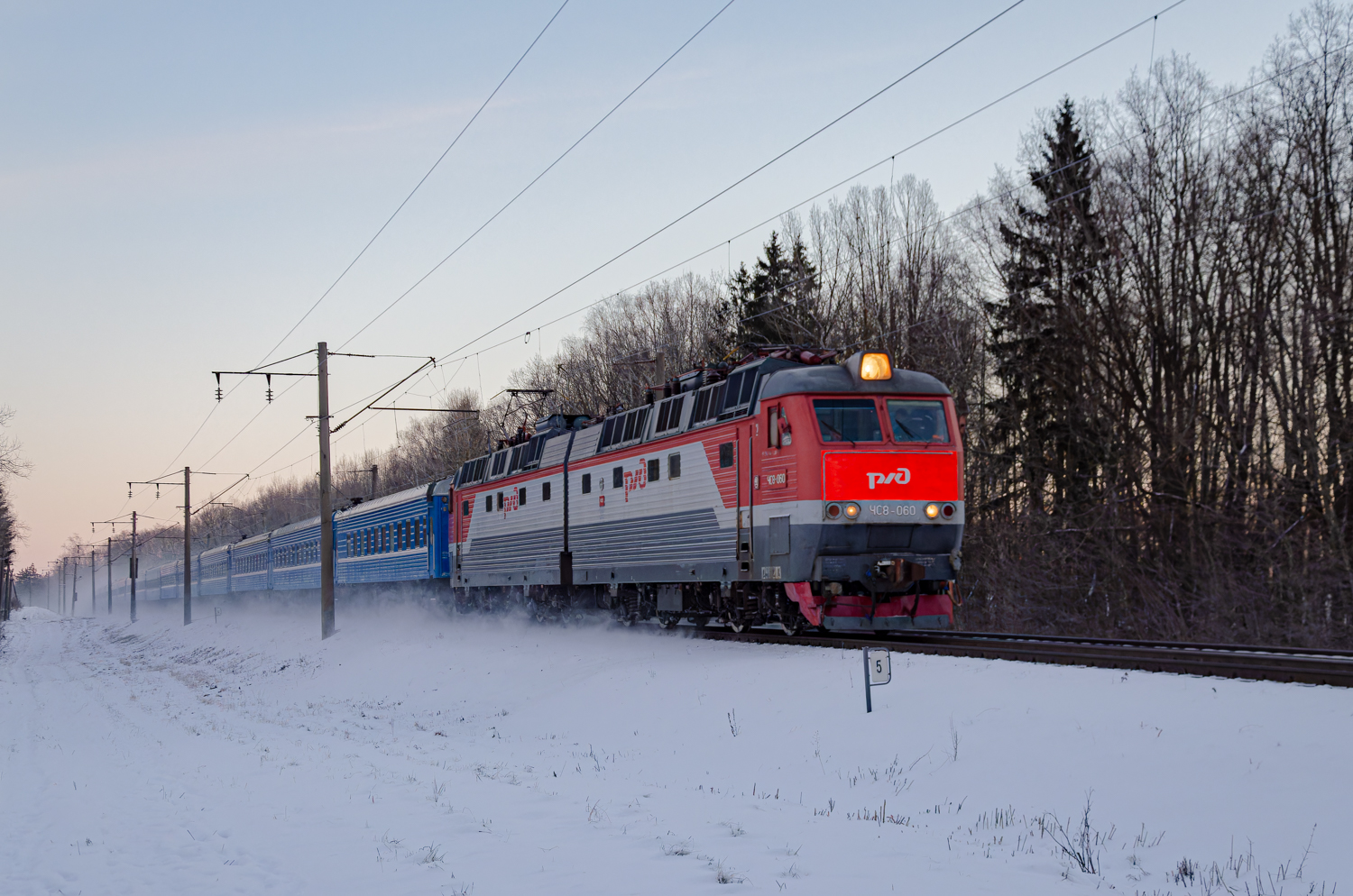 ЧС8-060