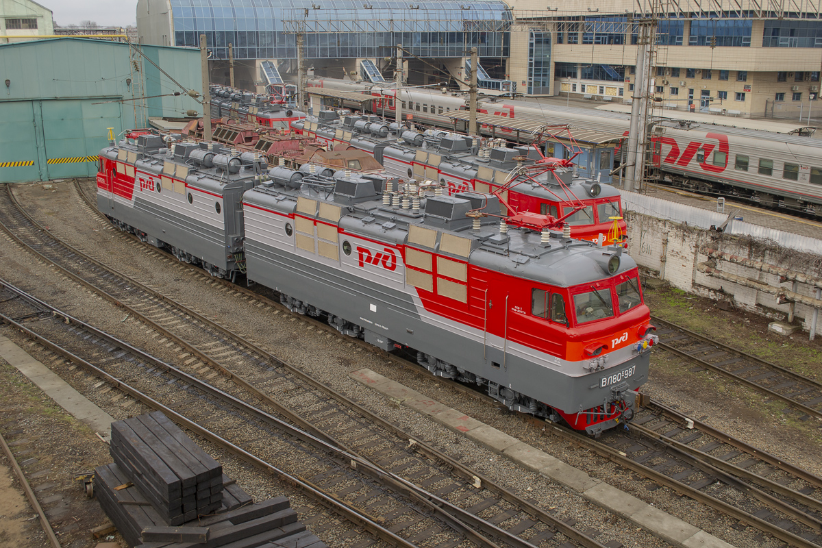 ВЛ80С-987